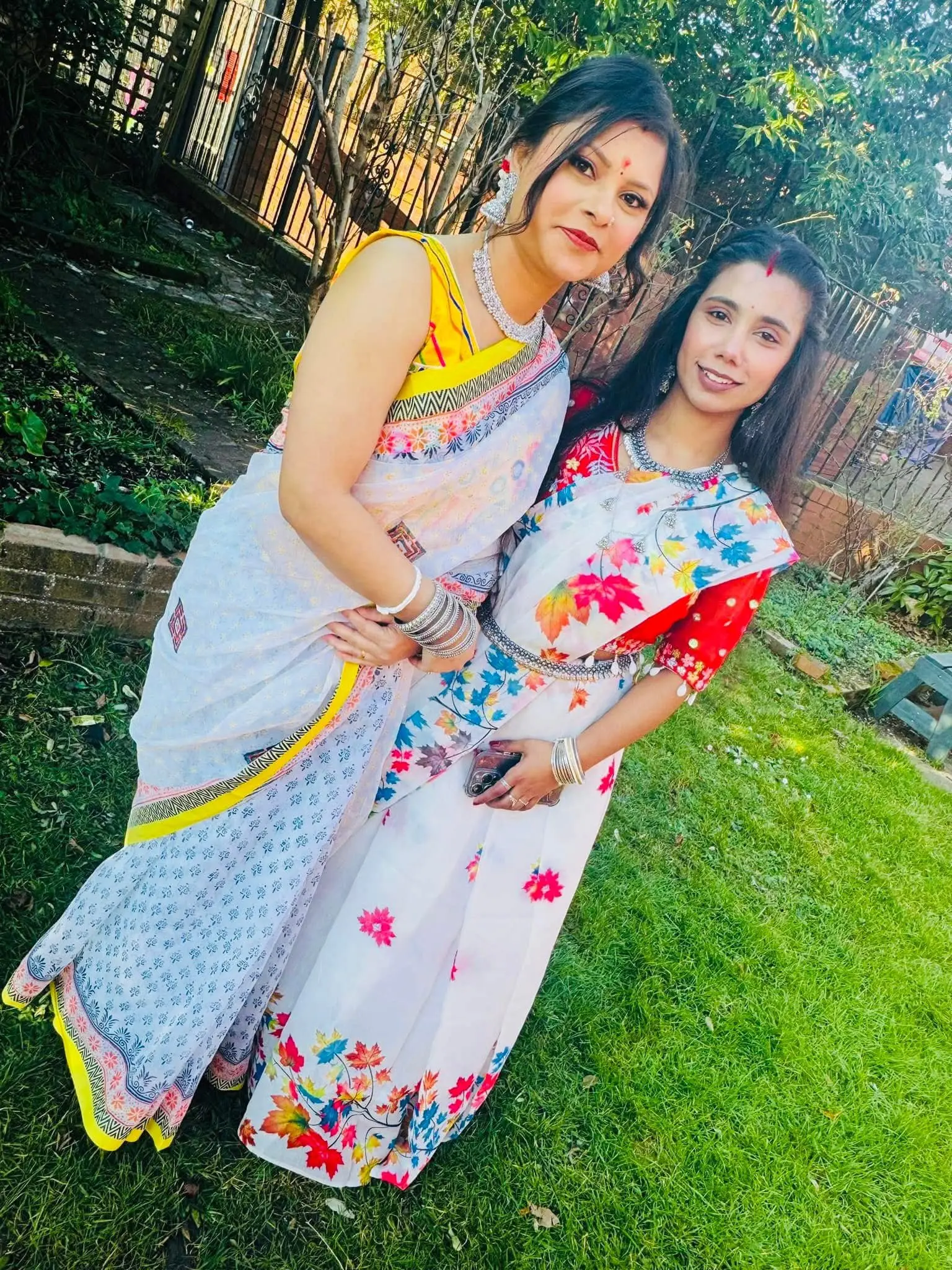Customers Reviews - https://trendandbend.co.uk/