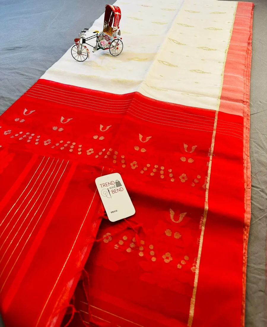 HALF SILK WHITE AND RED TANT SAREE P1