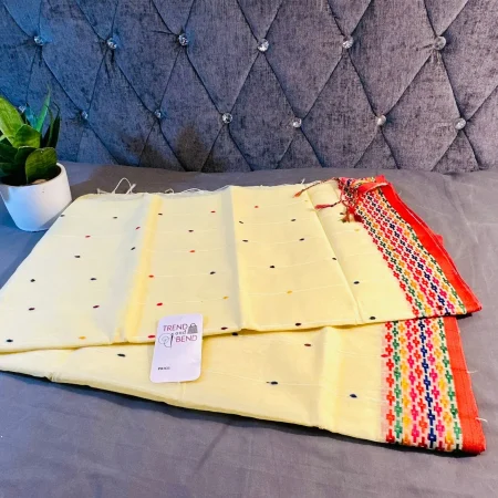 Vibrant Ivory Cotton Buttis Saree